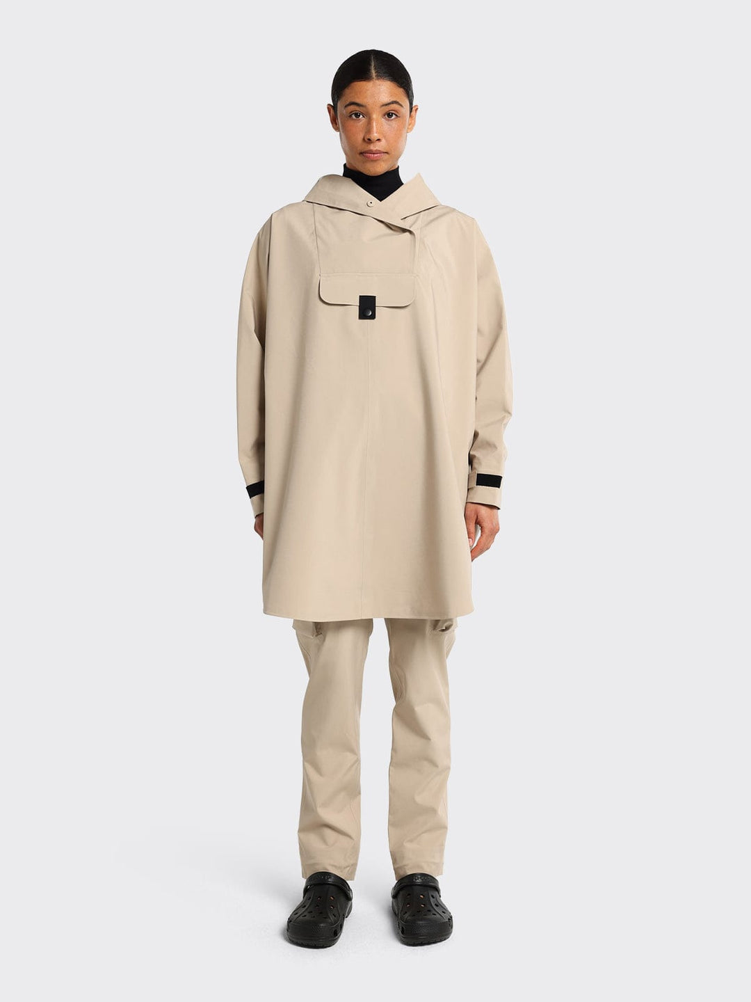 Blæst KLÆR Bergen Poncho Beige