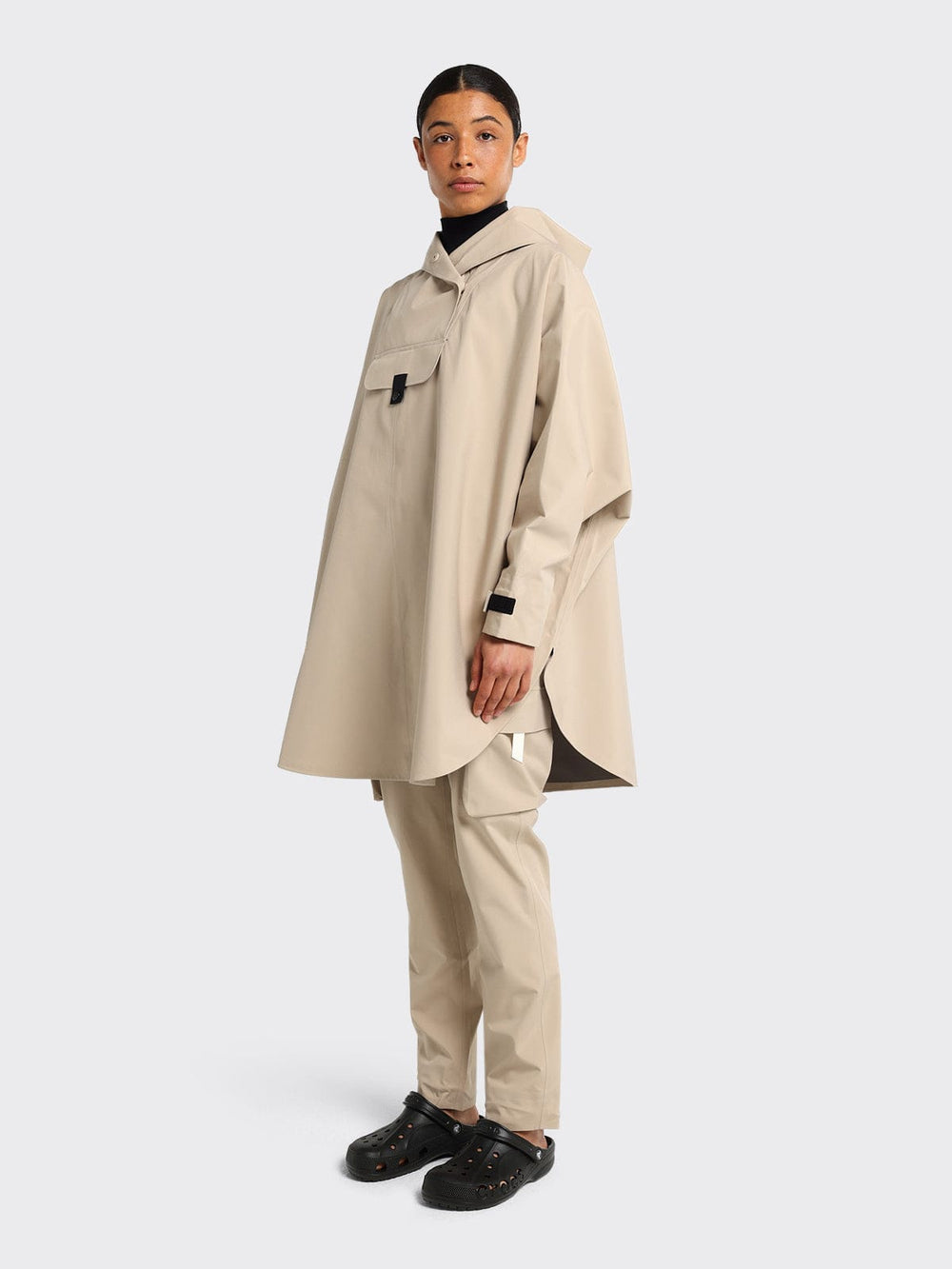 Blæst KLÆR Bergen Poncho Beige