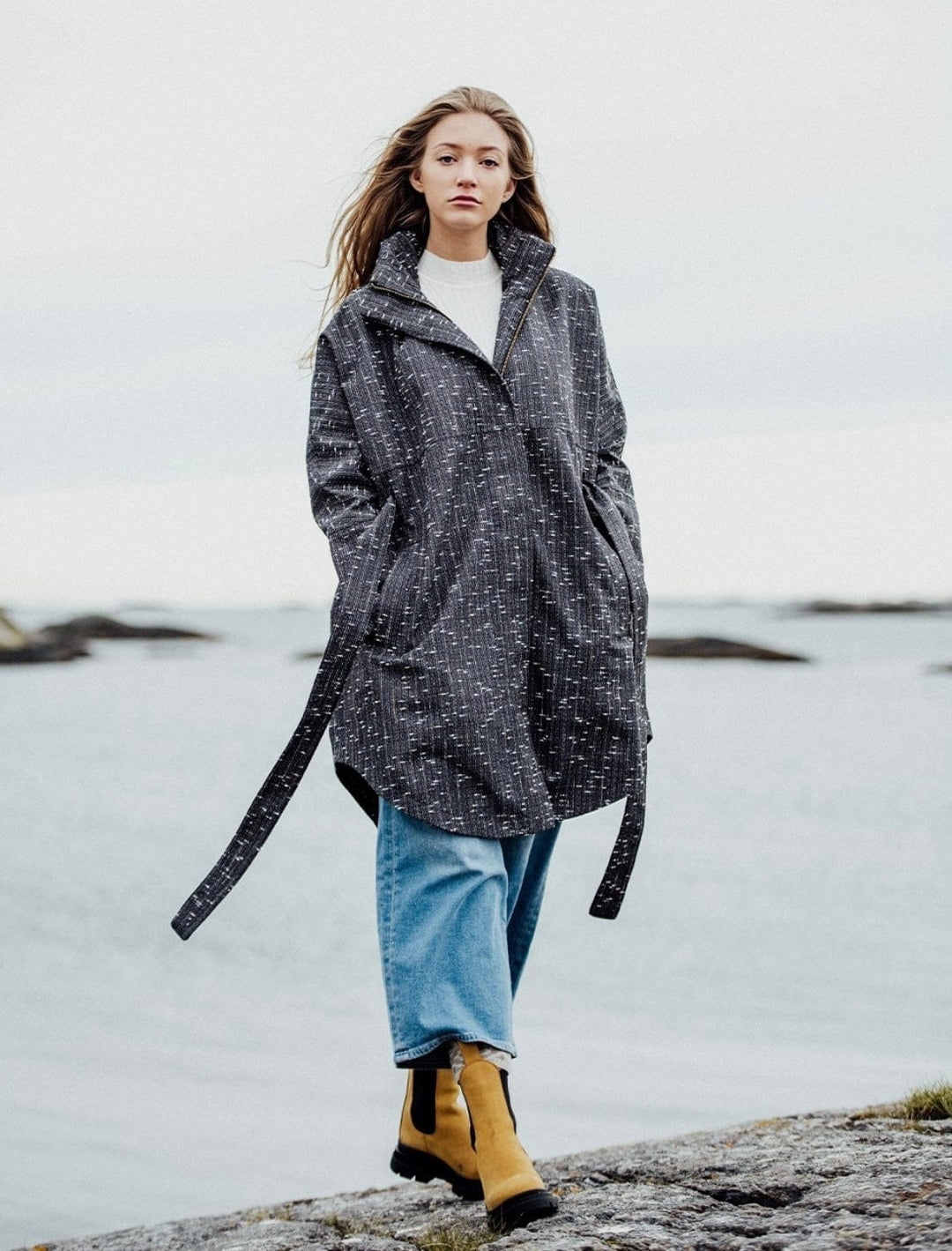 BRGN KLÆR XS/S Bris Poncho Navy Boucle