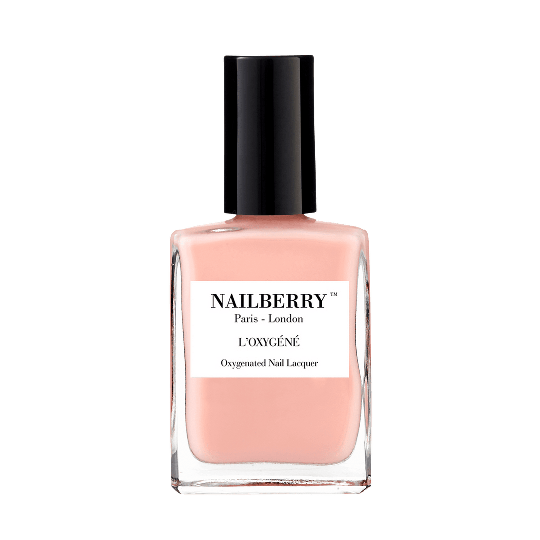 NAILBERRY VELVÆRE A Touch Of Powder