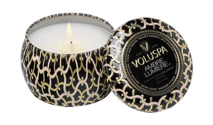 Voluspa INTERIØR Ambre Lumiere Maison Mini Tin Candle