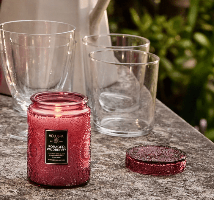 Voluspa INTERIØR Small Jar Candle Foraged Wildberry