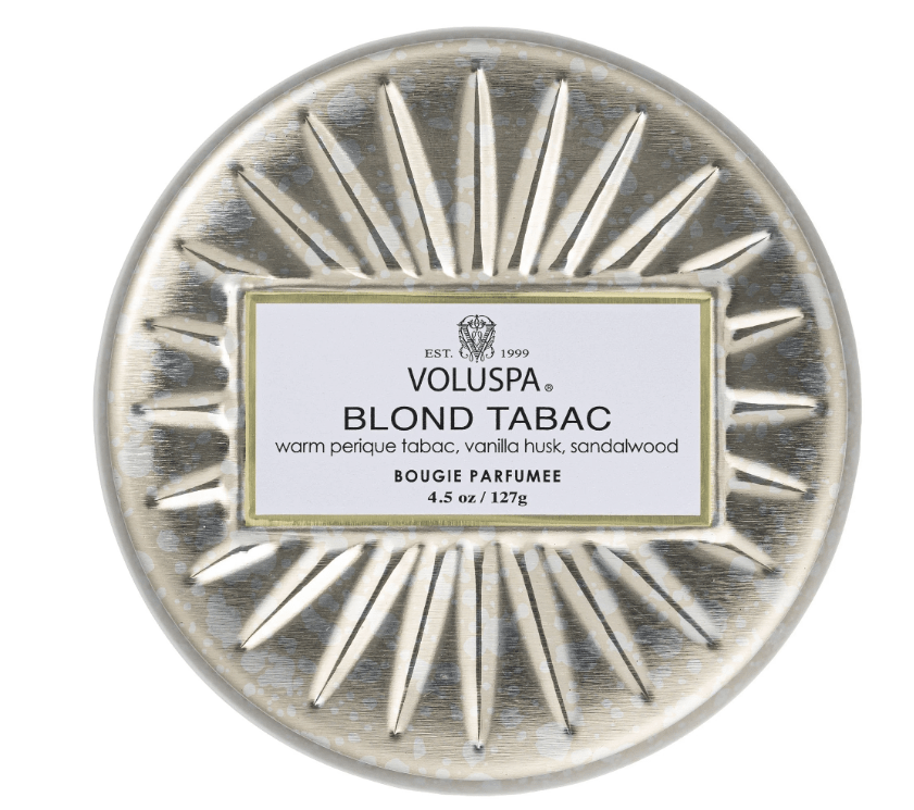 Voluspa VELVÆRE Tin Candle Blonde Tabac  25 timer